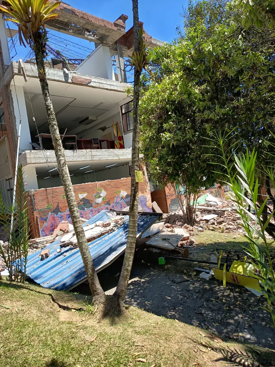 Foto 2 de los daños reportados por Lizette Daniela Gomez Rico