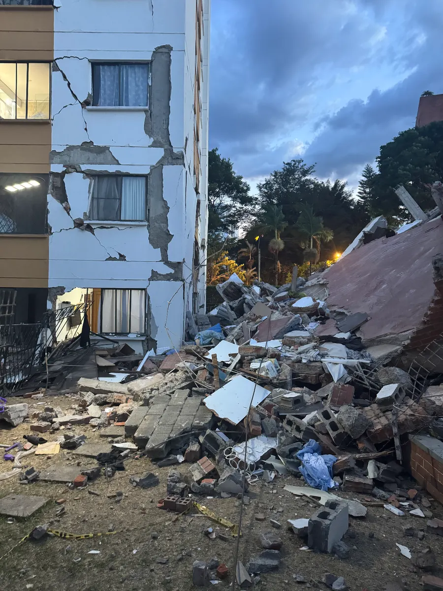 Foto 2 de los daños reportados por Juan Gabriel Lopera