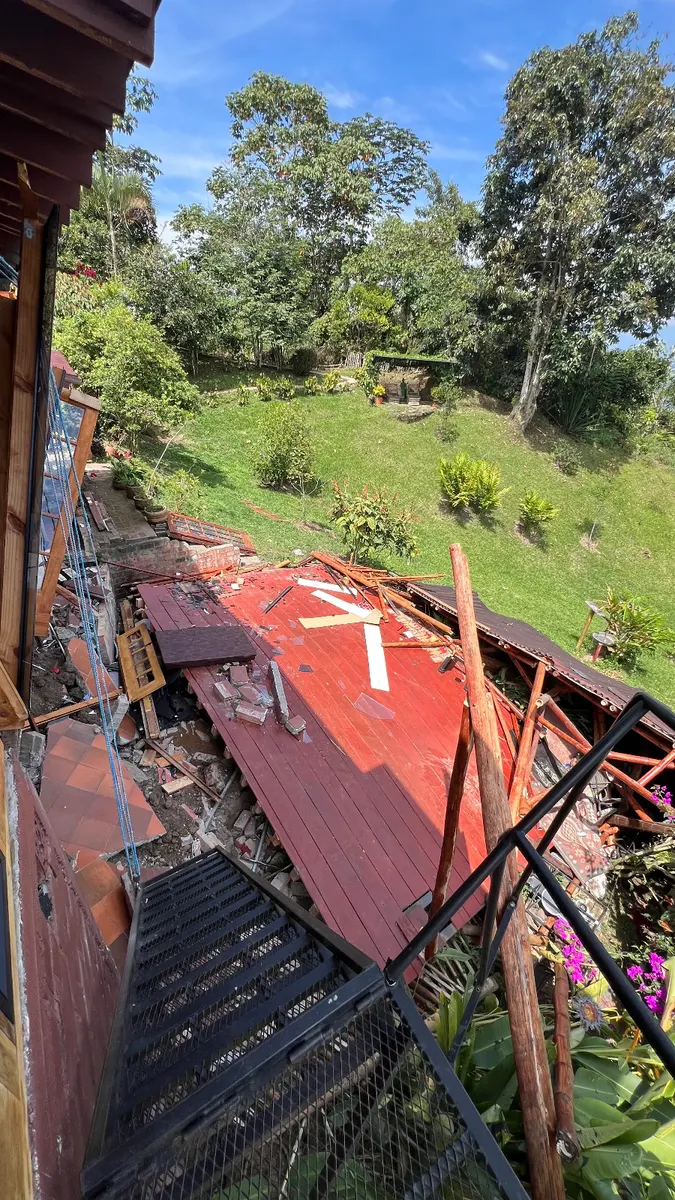 Foto 3 de los daños reportados por 7 cueros café de montaña