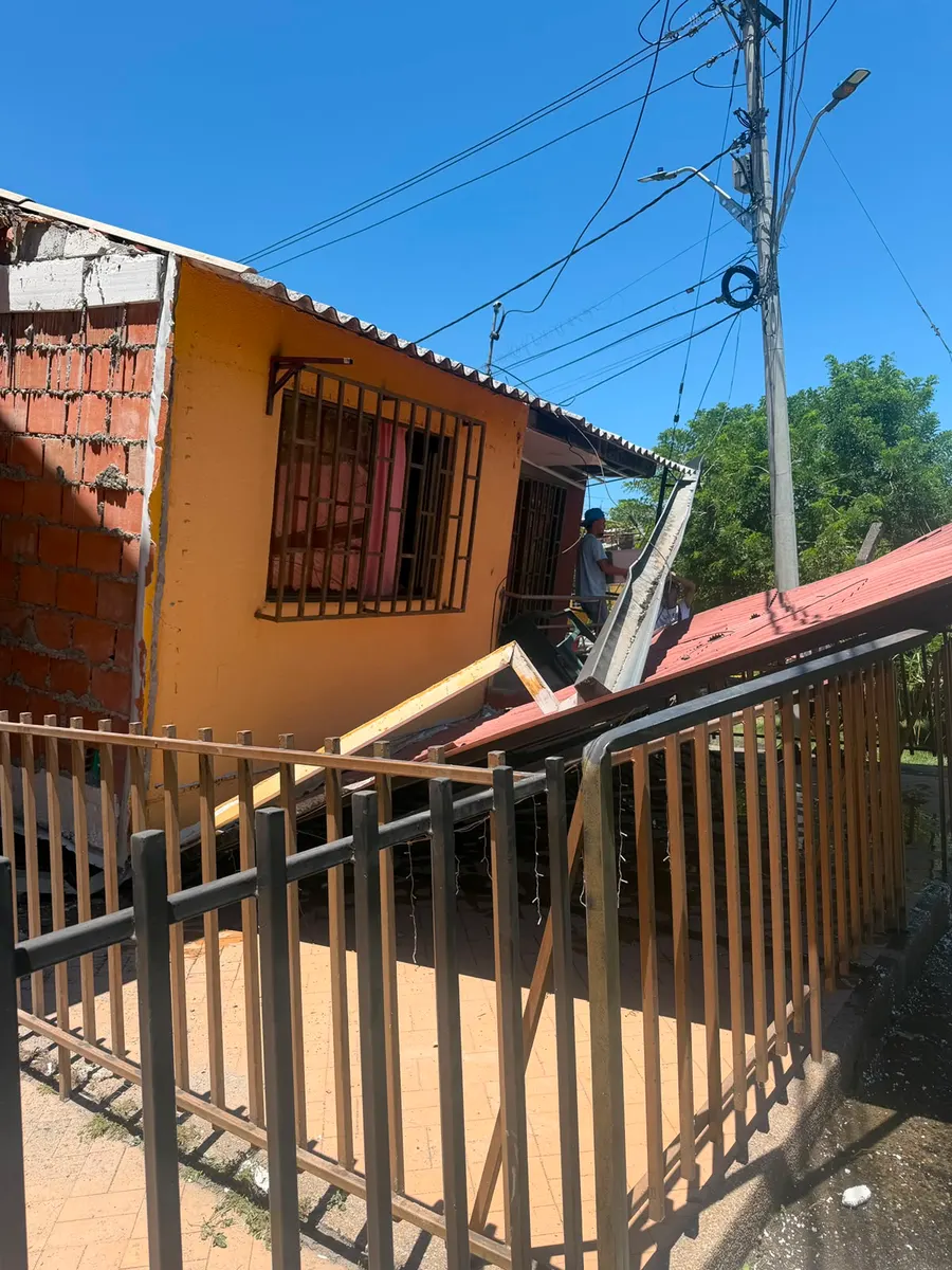 Foto 3 de los daños reportados por María sulay pino Martínez