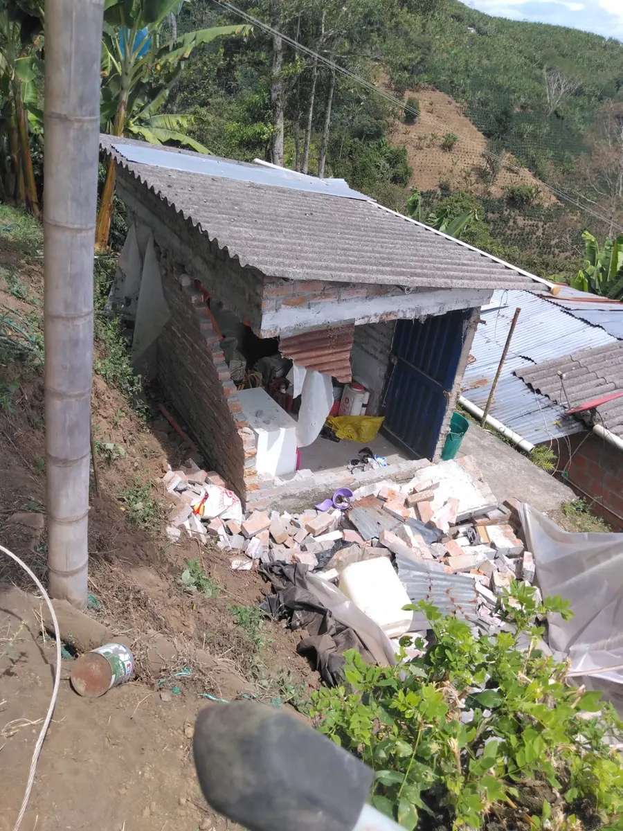 Foto 4 de los daños reportados por Laura Vanessa franco zapata