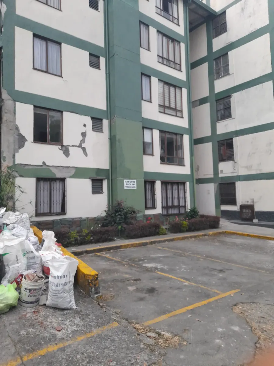 Foto 3 de los daños reportados por Carlos Alberto Cano  Diaz